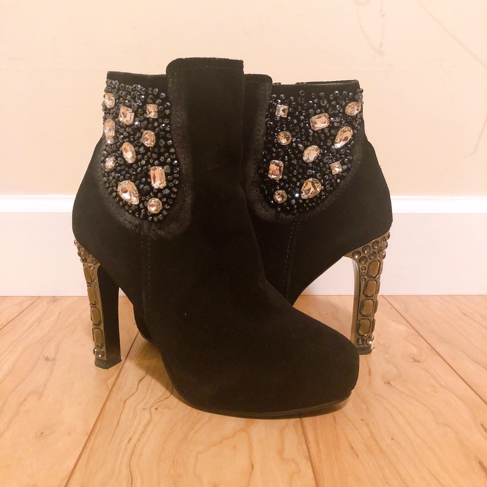 Designers boots high heeled with jewels